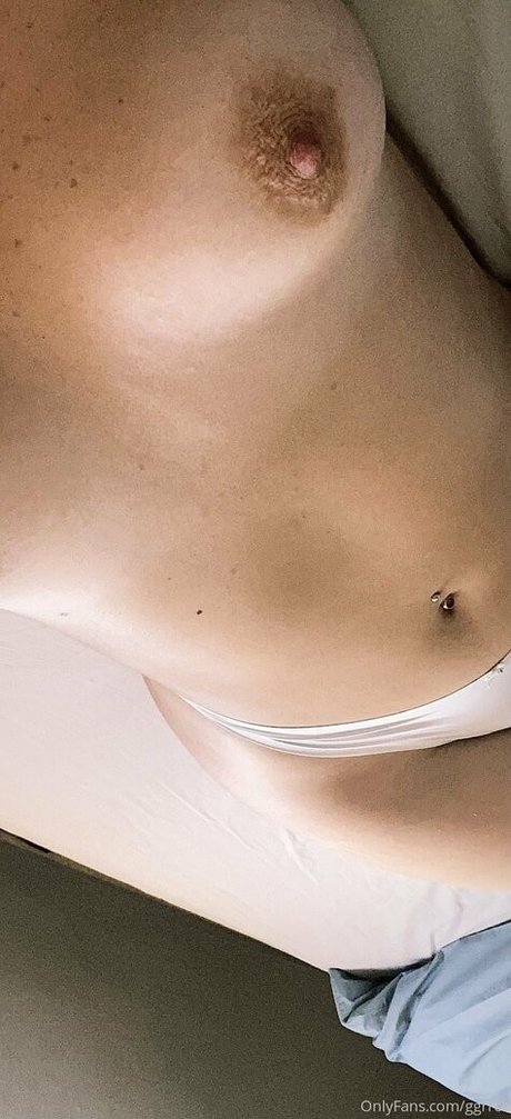 ggrrcc pretty pornstar gallery