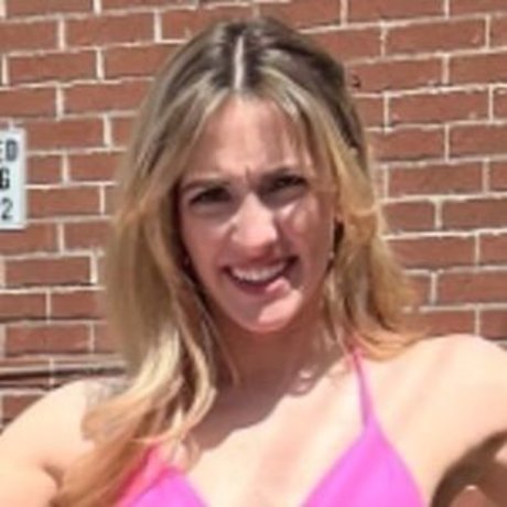 Julie Nolke star nude photos
