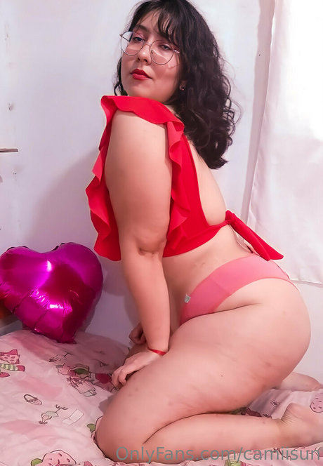 camiisun hot actress picture