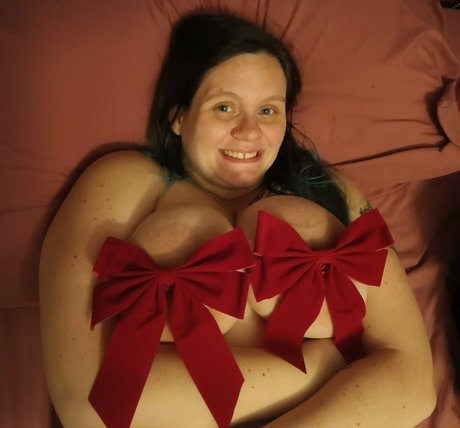 lilithsyris exclusive star pics