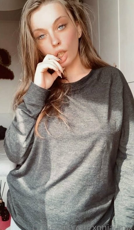 itsxonia free star archive