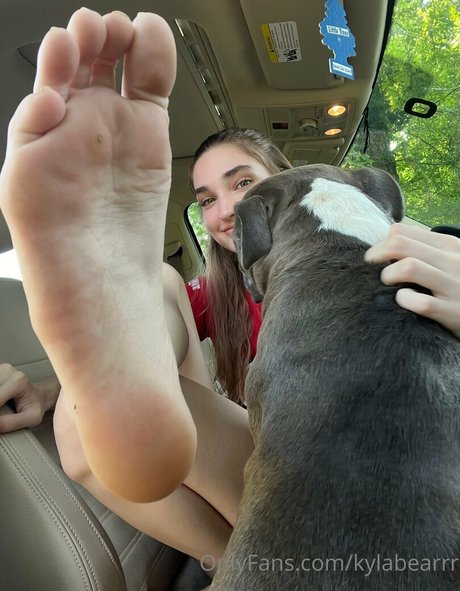 kylabearrr model nude picture