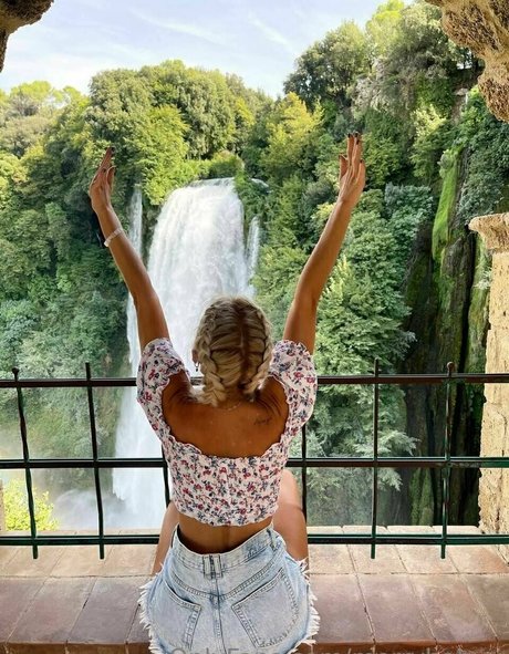 merrybabyy hd model pics