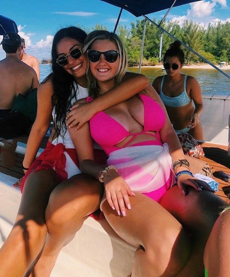 Tori C hd actress pictures