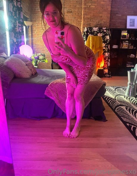 josiejonesfree erotic pornstar pic