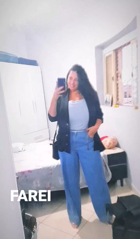 tall milf onlyfans sexy pic