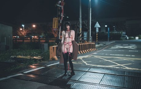 Raku 66 erotic star pic