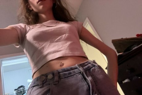 Lillith Xoxo nude pornstar pics