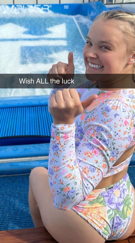 Jojo Siwa pornstar pretty photos