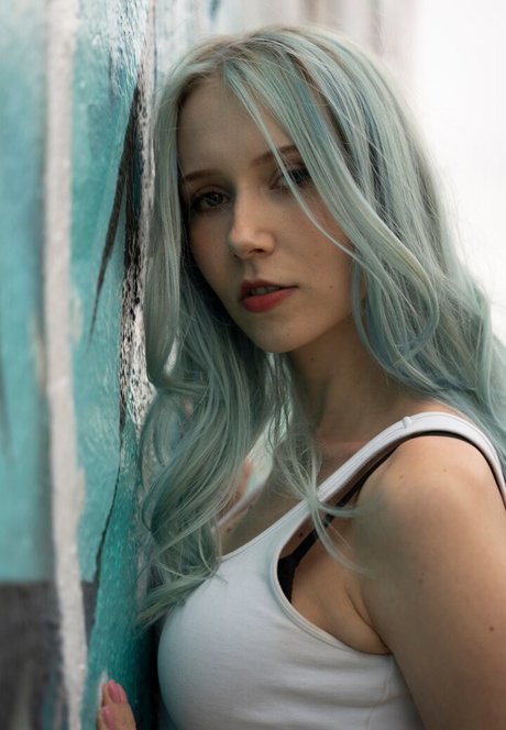 Apollolol star porn picture