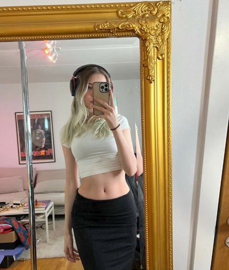 Apollolol perfect pornstar gallery