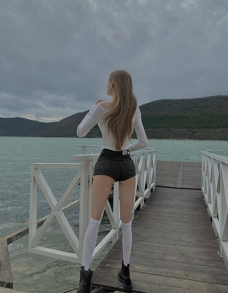 Imelina nice model img