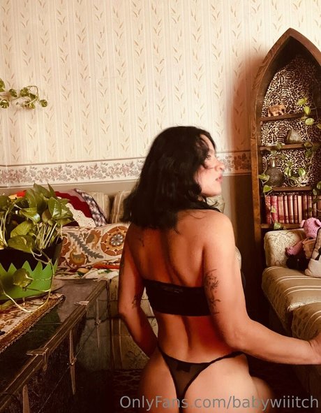 babywiiitch free actress pic