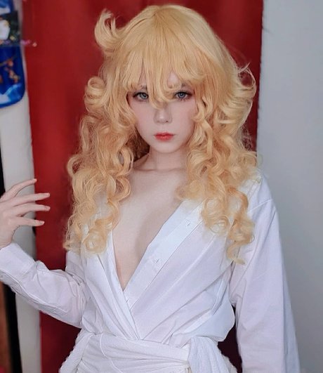 Tsuruko The Alien model image