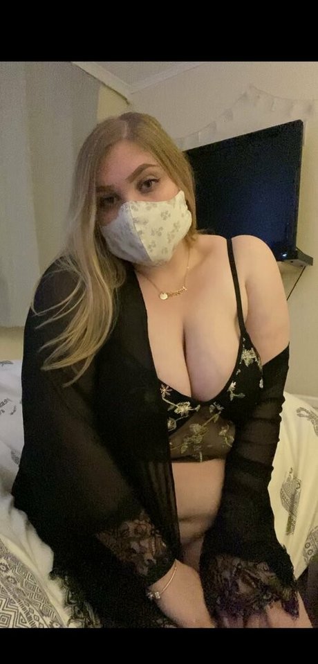 pr1ncessgl1tter model naked pics