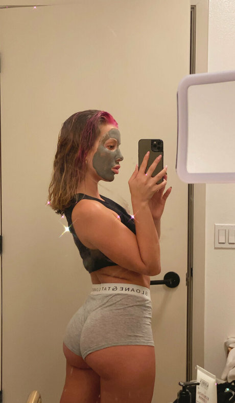 riinablakeee exclusive star photos