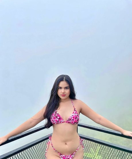 Pwichyzbae free actress galleries