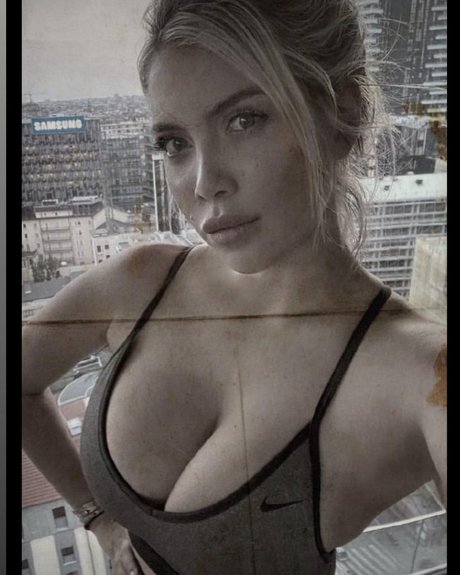 Wanda Nara pornographic star archive