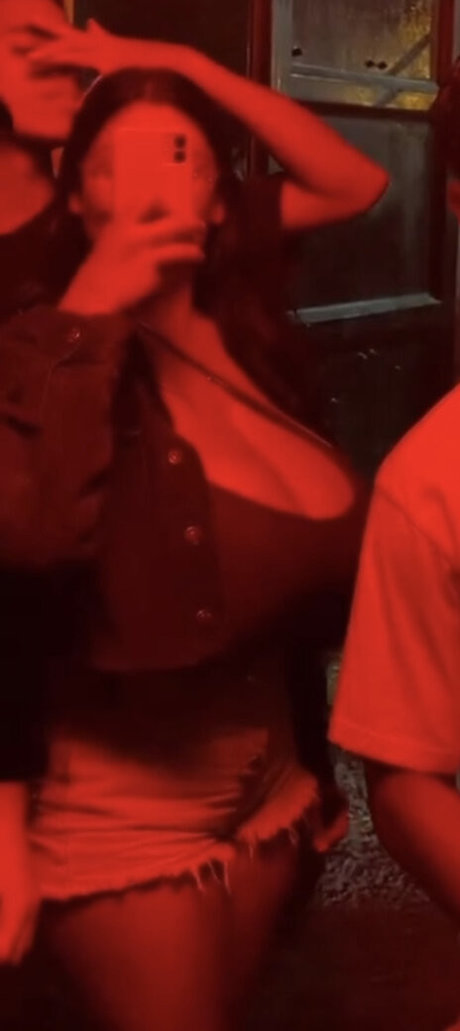 Itzel Lozano pornstar erotic pic