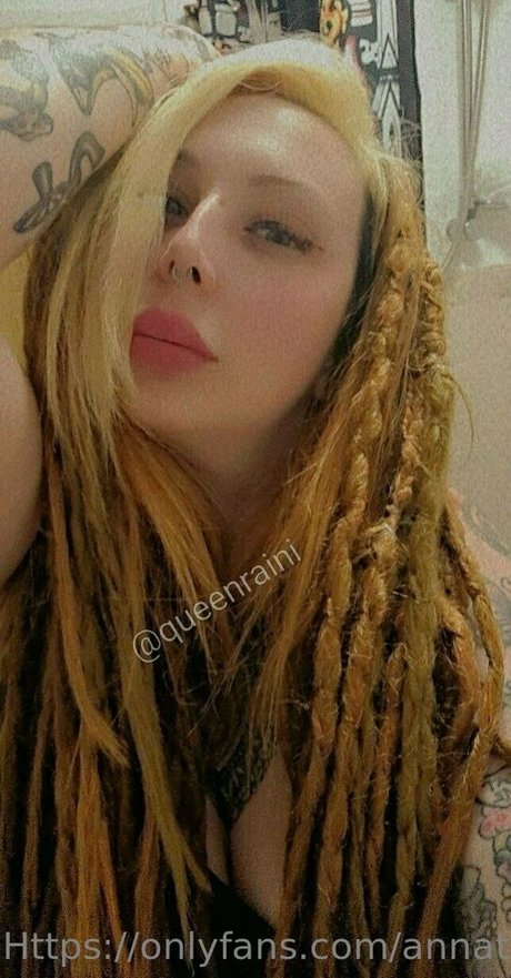 annatv free actress photos