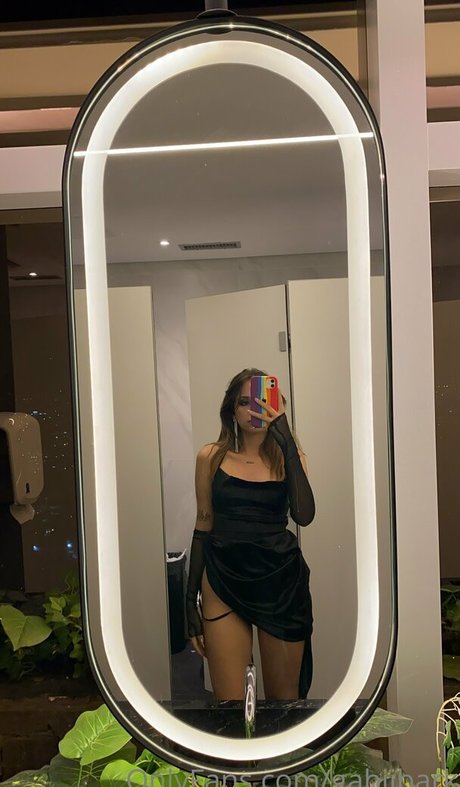 Gabsitm star hot pic