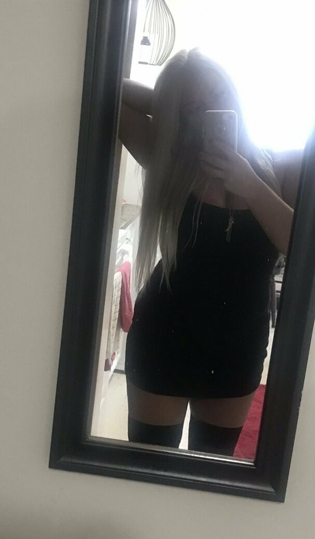 curvaceous barbie star hd photos