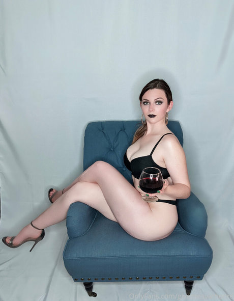 givemeavamoore hd star gallery