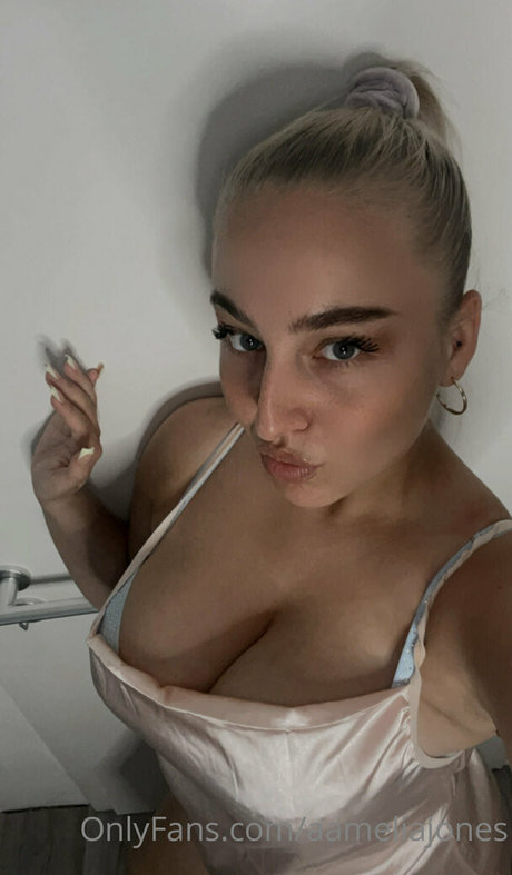 amelia smith exclusive model gallery