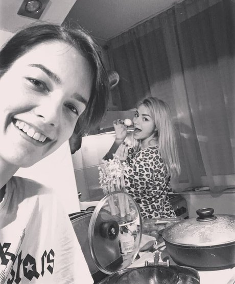 Andreea Ungur model high quality pics