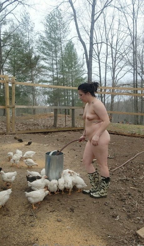 axumms exclusive model pictures