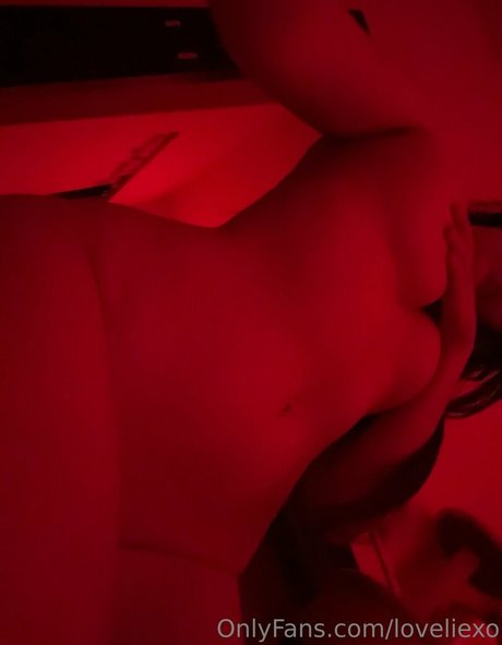 Loveliexo pornographic actress img