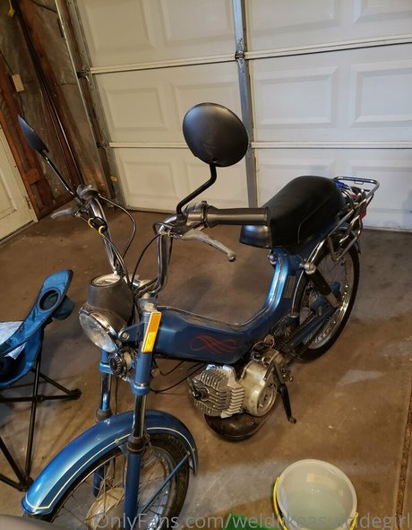 weldlikeababe sex model photo