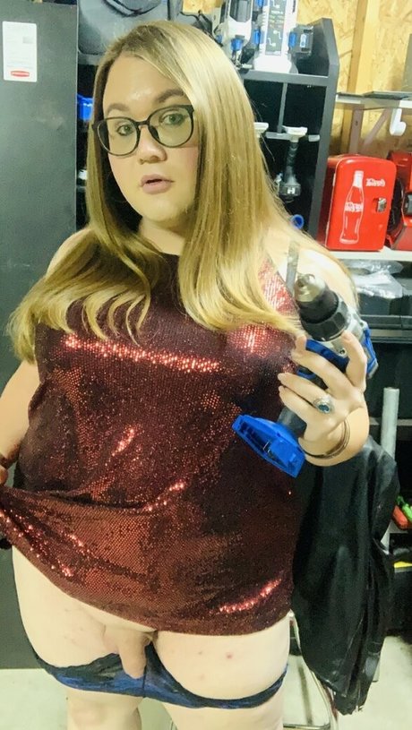 freydacoxx model high quality img