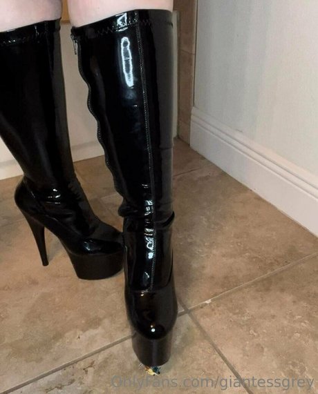 giantessgrey perfect model gallery