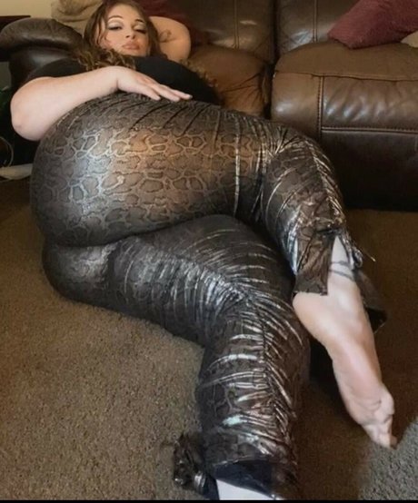 Allison Been Mobn adult model pic