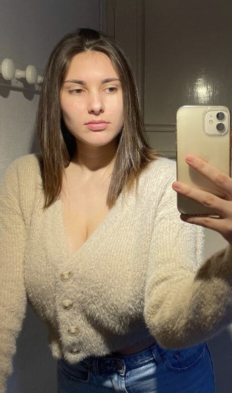 Clarisse Dupont model pretty pic