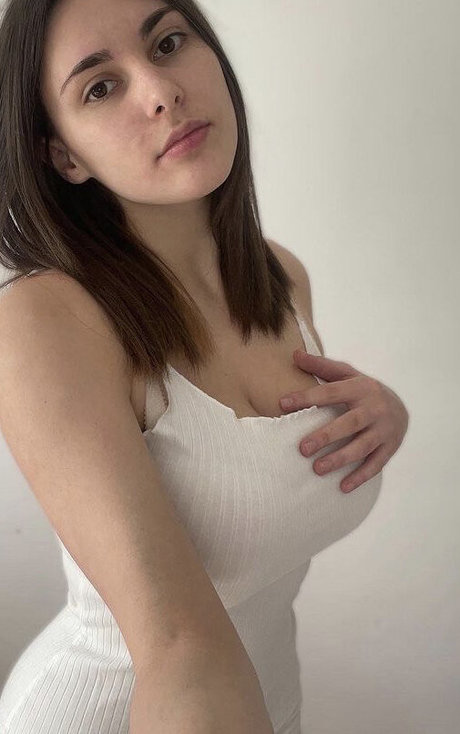 Clarisse Dupont exclusive actress img