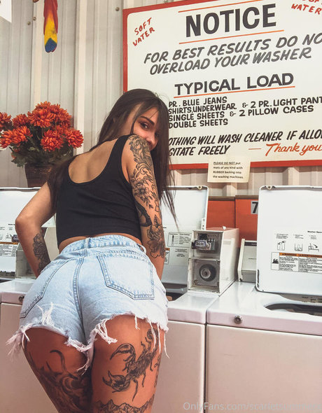 scarletsummerx model hot pic