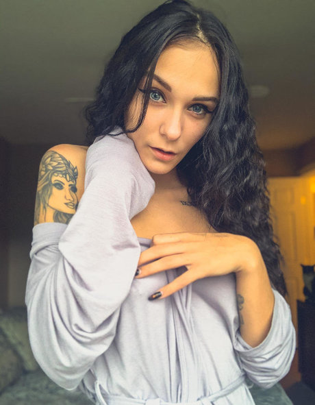 scarletsummerx erotic star img