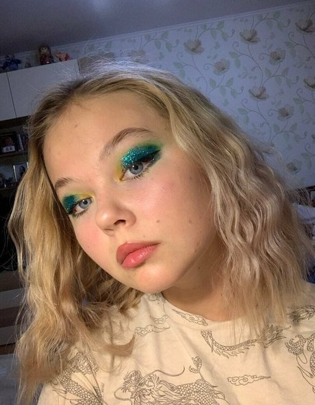 elinakitty star beautiful img