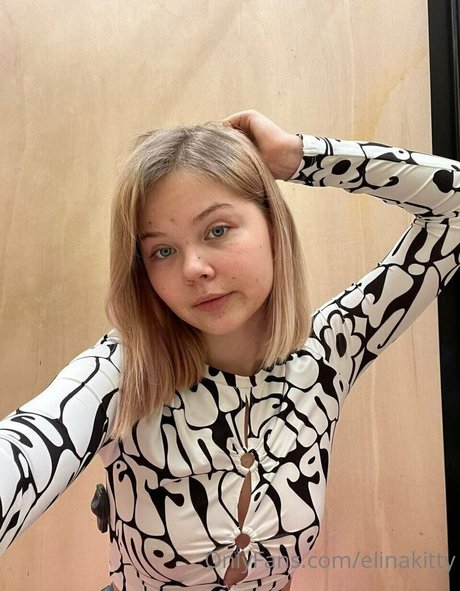 elinakitty hd pornstar pic