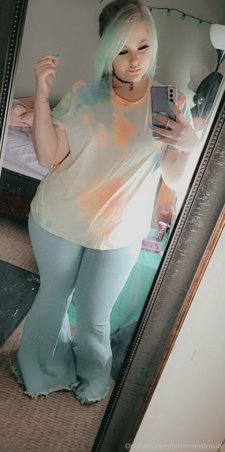 nikkimonstrosity star top gallery