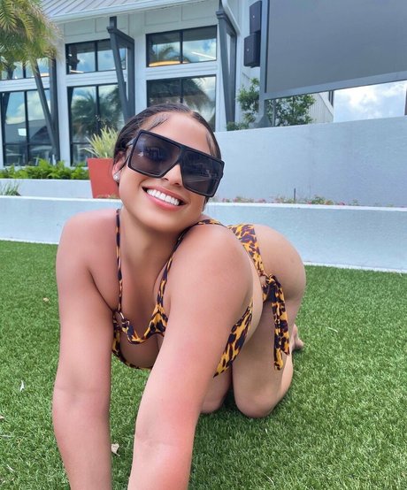 Gabbyamourr nudes model photo