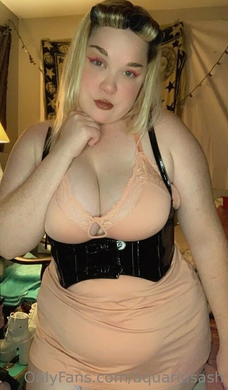 aquariusash model free picture