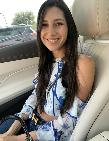 ava18adams sexy pornstar pic