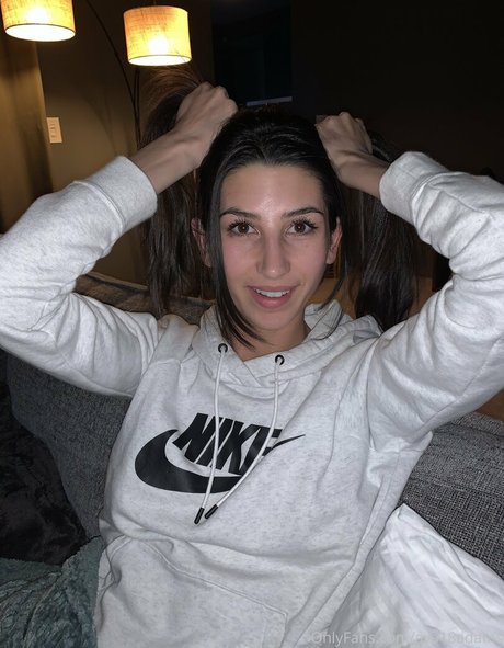 ava18adams perfect star img
