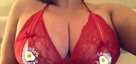 Lucy May Dawson star hot images