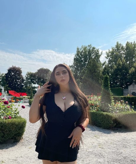 Reema Rochelle hd model picture