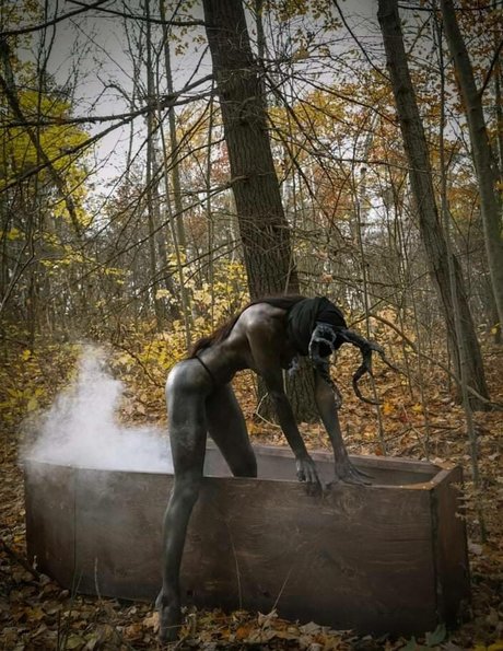 Sharon Ehman sex model pic