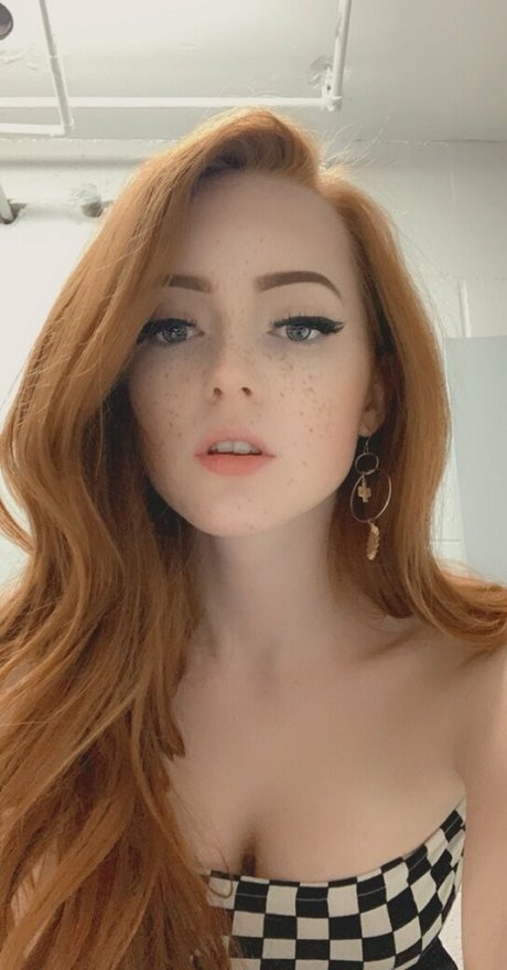 kaitimackenzie nude star img